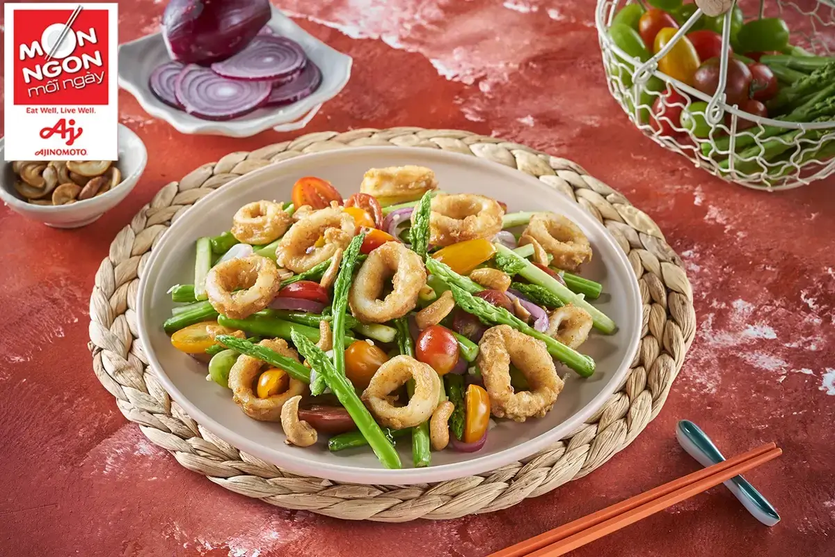 salad mực măng t&acirc;y