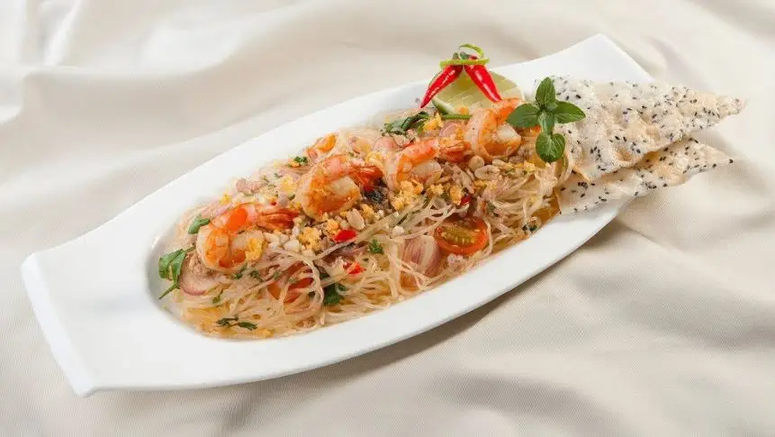 Miến trộn kiểu Th&aacute;i