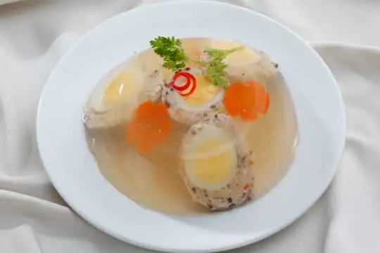 Mọc đ&ocirc;ng trứng c&uacute;t