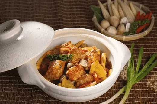 Món Sườn kho bắp non