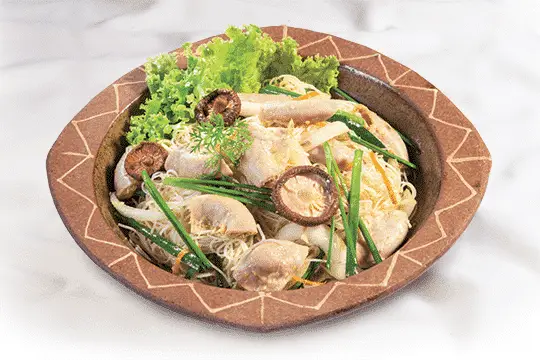 Thưởng thức những m&oacute;n b&uacute;n ngon 3 miền