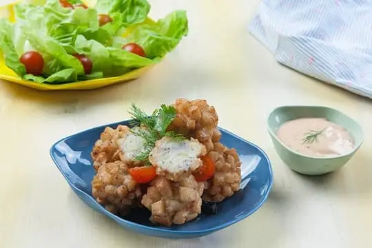 Vi&ecirc;n chả mực chi&ecirc;n gi&ograve;n