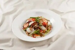 Cải thảo x&agrave;o t&ocirc;m kh&ocirc;