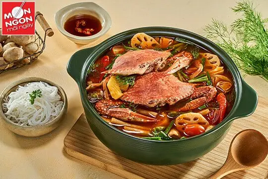 Canh ghẹ củ sen chua cay