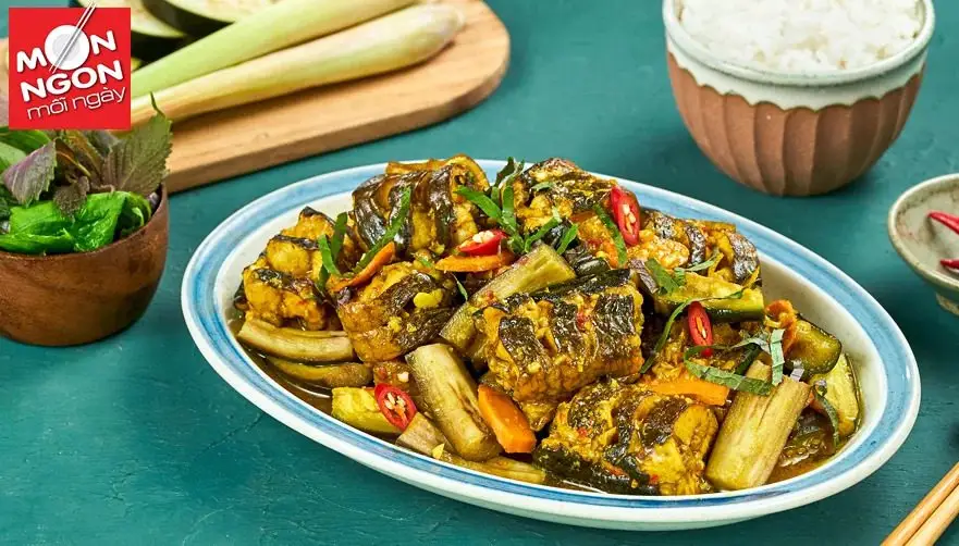 Ngo&agrave;i lươn kho nghệ, bạn cũng c&oacute; thể thử l&agrave;m lươn kho c&agrave; t&iacute;m lạ miệng cho gia đ&igrave;nh