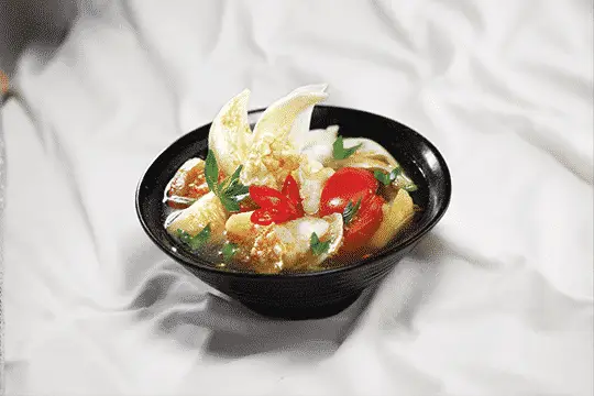 Canh chua b&ocirc;ng so đũa chay c&oacute; vị dễ ăn v&agrave; c&oacute; t&aacute;c dụng thanh nhiệt hiệu quả