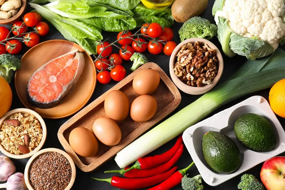 Màu sắc của các loại rau củ quả bi&ecirc;̉u trưng cho sự d&ocirc;̀i dào các loại vitamin