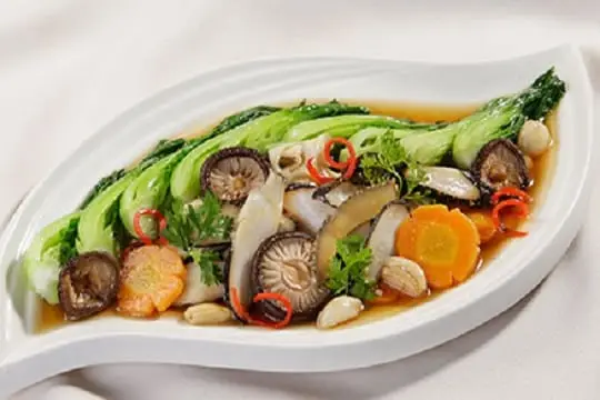 M&oacute;n Ốc gi&aacute;c x&agrave;o cải th&igrave;a