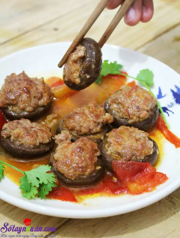 Nấm nhồi thịt sốt c&agrave; 8