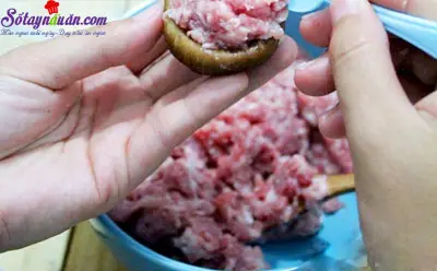Nấm nhồi thịt sốt c&agrave; 3