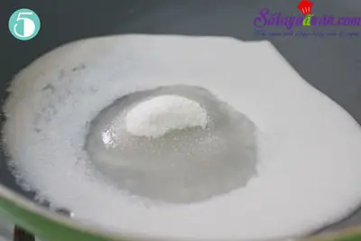 c&aacute;ch l&agrave;m t&ocirc;m chi&ecirc;n cốt dừa 5