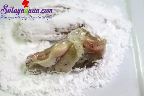 canh-ga-chien-mat-ong-buoc-2