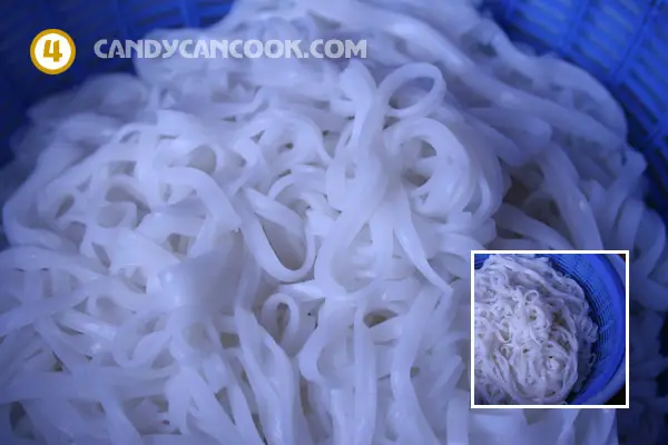 Hướng dẫn c&aacute;ch l&agrave;m phở g&agrave; 3