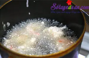 T&ocirc;m tẩm bột r&aacute;n sốt chua ngọt 5
