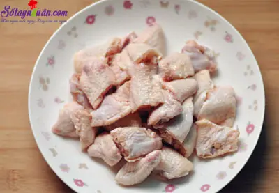 c&aacute;ch l&agrave;m m&oacute;n g&agrave; chi&ecirc;n gi&ograve;n ướp bia 1