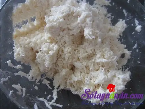 B&aacute;nh tằm khoai m&igrave;