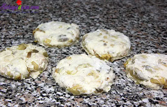 c&aacute;ch l&agrave;m m&oacute;n chả g&agrave; nấm chi&ecirc;n gi&ograve;n 5
