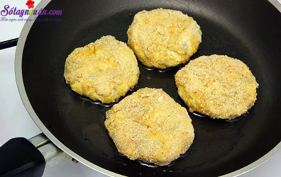 c&aacute;ch l&agrave;m m&oacute;n chả g&agrave; nấm chi&ecirc;n gi&ograve;n 8
