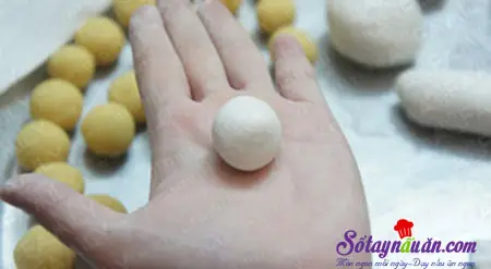 C&aacute;ch l&agrave;m b&aacute;nh tr&ocirc;i chay cực ngon cho Tết H&agrave;n thực 2.2