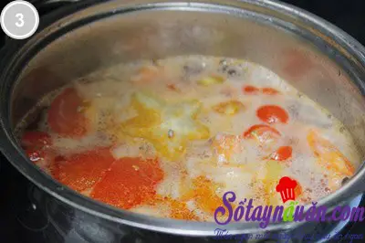 Canh t&ocirc;m khế nấu chua 3