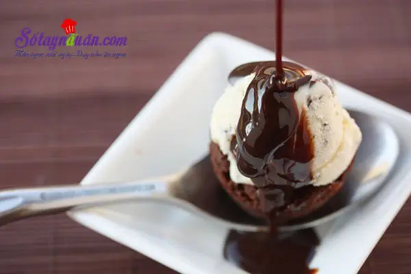 C&aacute;ch l&agrave;m b&aacute;nh brownie cực ngon v&agrave; xinh xắn kết quả