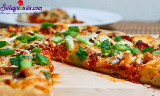 c&aacute;ch l&agrave;m b&aacute;nh pizza kim chi 1