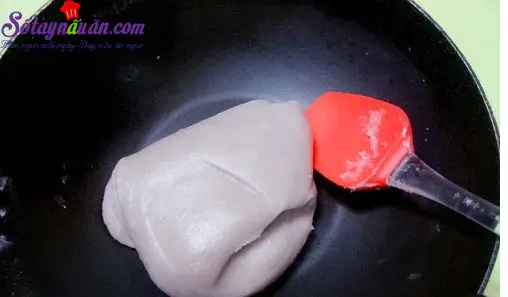 C&aacute;ch l&agrave;m b&aacute;nh trung thu nh&acirc;n khoai m&ocirc;n 4