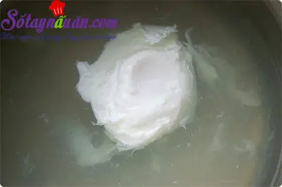 C&ocirc;ng thức cho khoai t&acirc;y bọc trứng b&eacute;o ngậy thơm ngon 2