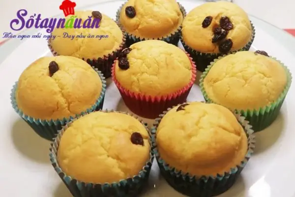 C&aacute;ch l&agrave;m b&aacute;nh cupcake bằng l&ograve; vi s&oacute;ng