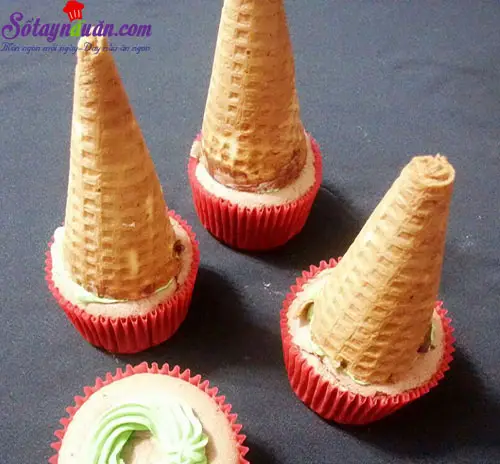 c&aacute;ch l&agrave;m b&aacute;nh cupcake 6