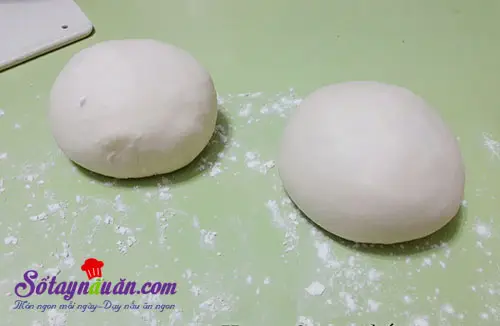 Học c&aacute;ch l&agrave;m b&aacute;nh pizza giăm b&ocirc;ng đơn giản tại nh&agrave; 2