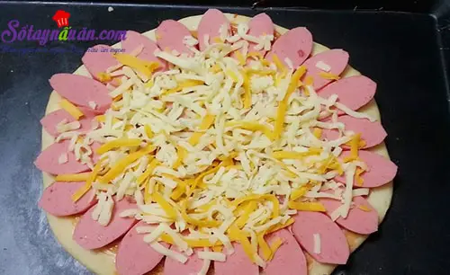 Học c&aacute;ch l&agrave;m b&aacute;nh pizza giăm b&ocirc;ng đơn giản tại nh&agrave; 6