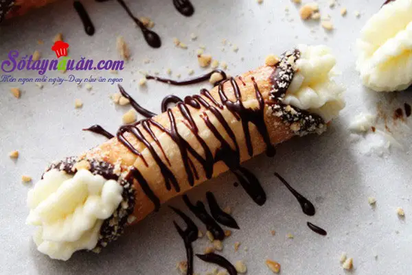 C&aacute;ch l&agrave;m b&aacute;nh cannoli 13
