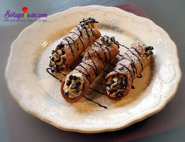 C&aacute;ch l&agrave;m b&aacute;nh cannoli 12