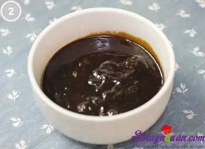B&aacute;nh m&igrave; thịt b&ograve; nướng 2