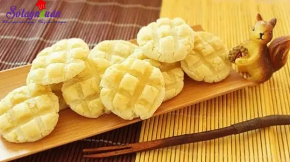 L&agrave;m b&aacute;nh quy khoai lang