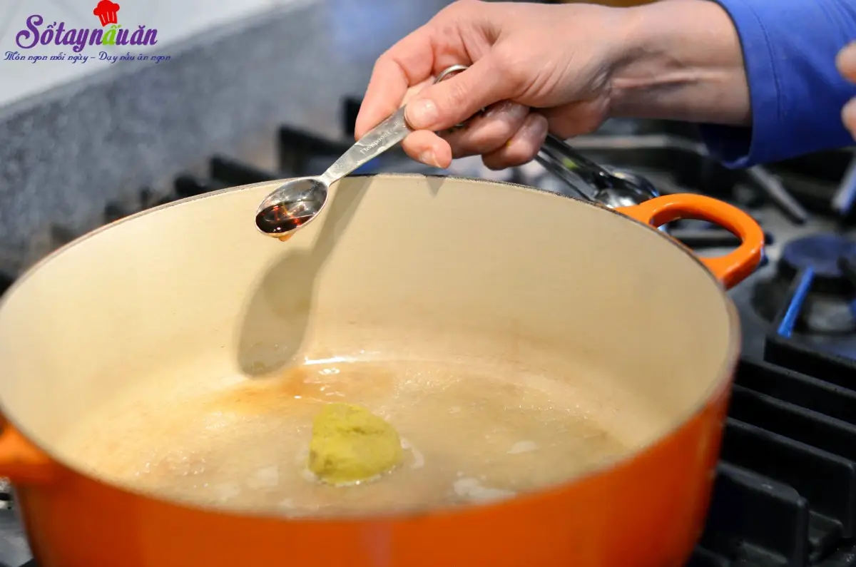 Chem ch&eacute;p x&agrave;o dừa kiểu Th&aacute;i 2