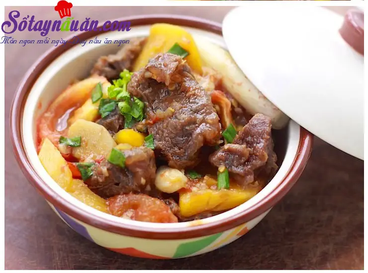Bắp bò kho dứa bổ dưỡng
