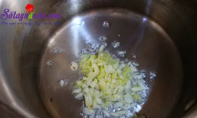 C&aacute;ch l&agrave;m g&agrave; c&agrave; ri với kem lạ miệng m&agrave; tuyệt ngon 4