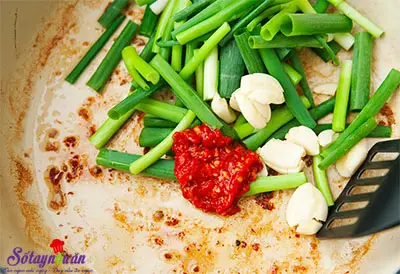 C&aacute;ch l&agrave;m sườn hầm xốt đậu đen ngon kh&ocirc;ng thể cưỡng lại 4