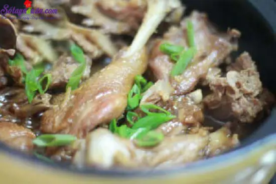 c&aacute;ch l&agrave;m m&oacute;n thịt vịt kho gừng 9