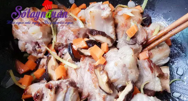Cơm sườn chuẩn vị nh&agrave; l&agrave;m ngon hết nấc 3