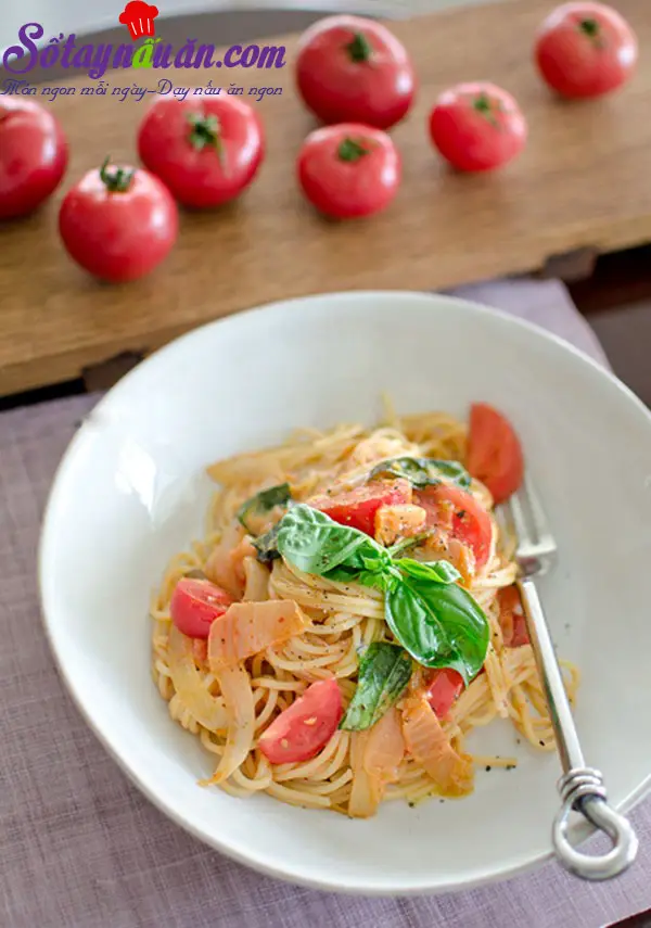 C&ocirc;ng thức cho m&oacute;n spaghetti kim chi dai ngon từng sợi kết quả 1