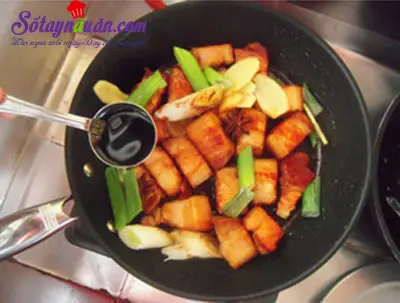 C&ocirc;ng thức cho m&oacute;n thịt kho củ năng đậm đ&agrave; đưa cơm kết quả