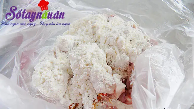 Học l&agrave;m thịt ba chỉ chi&ecirc;n gi&ograve;n từng miếng cực hấp dẫn 4