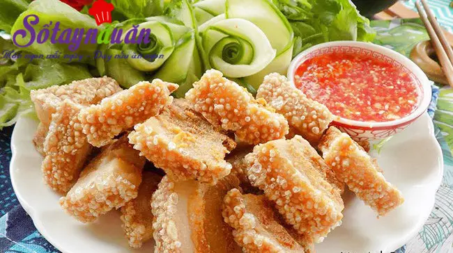 Học l&agrave;m thịt ba chỉ chi&ecirc;n gi&ograve;n từng miếng cực hấp dẫn