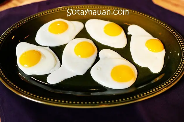 C&aacute;ch l&agrave;m b&aacute;nh m&igrave; trứng ốp la 5