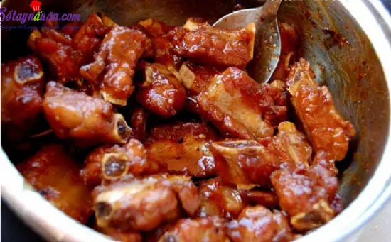 c&aacute;ch l&agrave;m sườn heo kho miền t&acirc;y 5