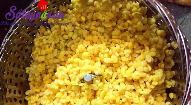 Hướng dẫn c&aacute;ch nấu x&ocirc;i cốm 2