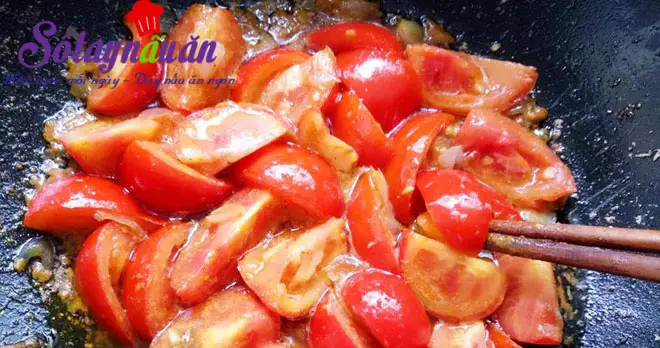 Hướng dẫn l&agrave;m canh ri&ecirc;u cua khoai sọ cực hấp dẫn